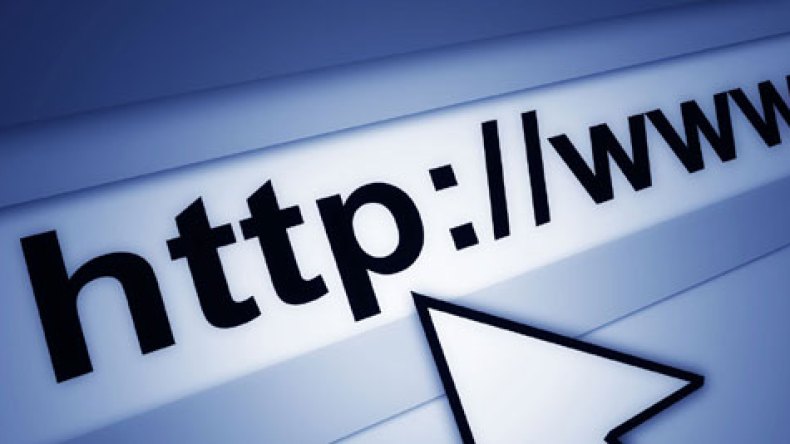 عفوا نحن في إجازة………إلا من الانترنيت !