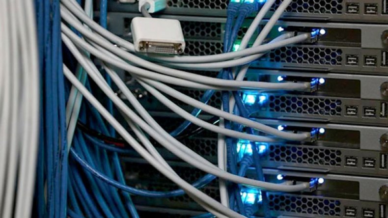 هذه تفاصيل إتاوات تراخيص النفاذ للإنترنت و”GPS” ومراكز النداء