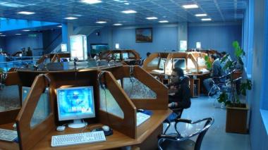 Most of the Algerian internet users read newspapers on the internet: survey reveals