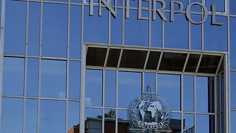 “الإنتربول” تعلّق طلب فلسطين بالإنضمام إليها