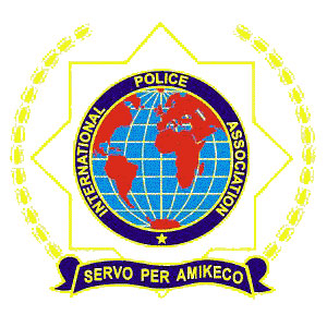 Interpol a remis 15  individus en fuite, des 120 demandés