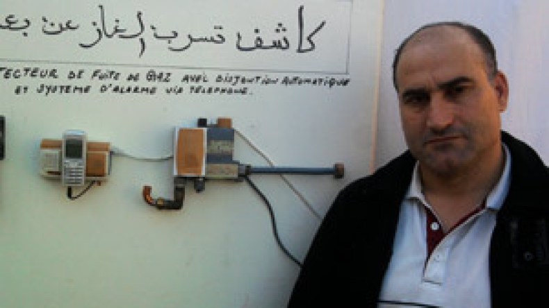 جزائري‭ ‬يبدع‭ ‬في‭ ‬عالم‭ ‬الأجهزة‭ ‬المعقدة‭ ‬وبراءة‭ ‬الاختراع‭ ‬تكشف‭ ‬عبقريته