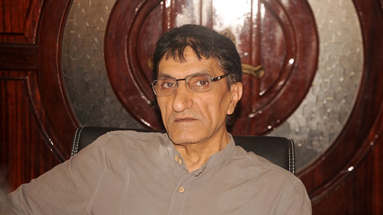 مسؤول الإعلام السابق في السفارة العراقية يطالب الخارجية بالتدخل