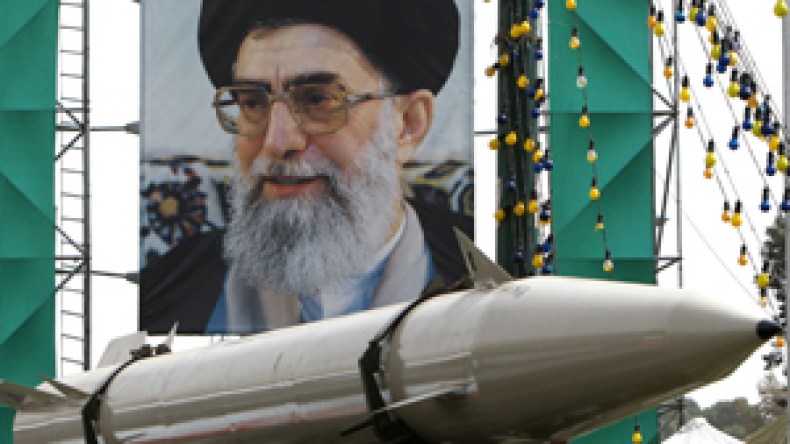 إيران : اسرائيل و واشنطن وراء فيروس ستاكسنت لتدمير مفاعل بوشهر