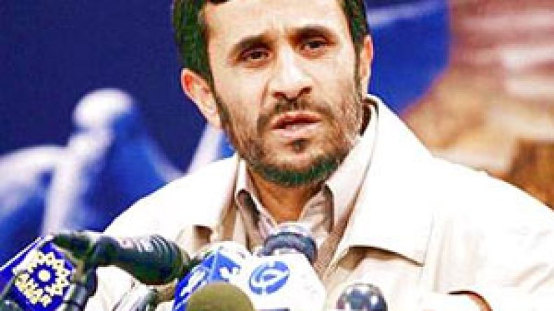 الرئيس الإيراني يلقي خطابا أمام الرؤساء الأفارقة