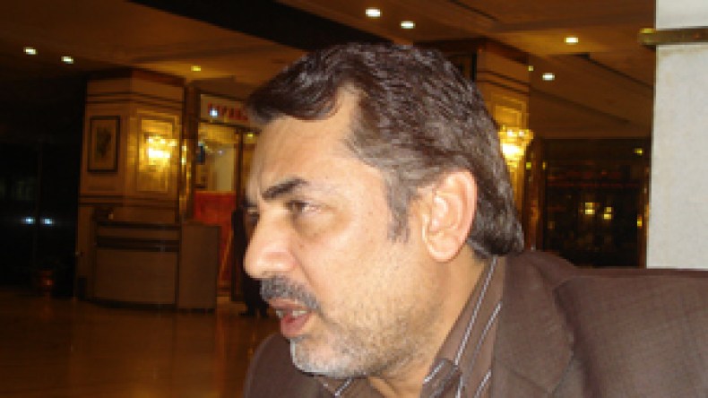 إيران ليست إحدى جمهوريات الموز والشعب هو من يختار الرئيس