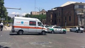 جندي إيراني يفتح النار على زملائه