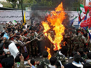 Iran : plus de cent manifestants arrêtés mercredi