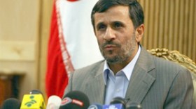 Iran: le président Ahmadinejad qualifie les négociations de Genève de “pas en avant”