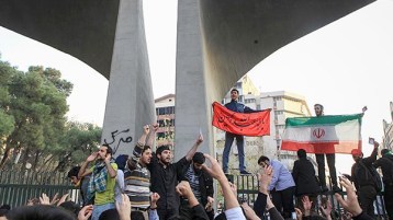 ربيع فارس في خريف ولاية الفقيه؟