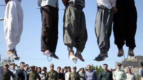 طهران تعدم معارضيها بطريقة مرعبة لترهيب الخصوم