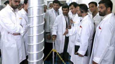 Nucléaire iranien: le Royaume Uni souhaite la médiation de l’Algérie