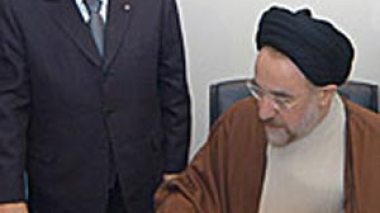 Iran, Algeria call for expansion of economic ties