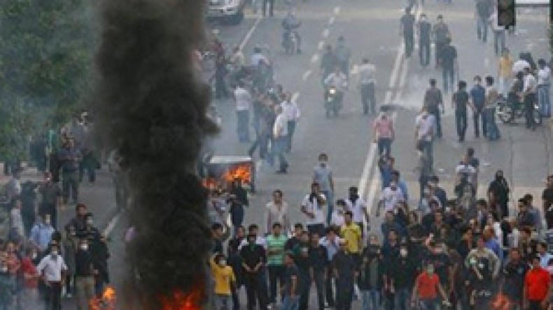 تواصل المظاهرات في طهران رغم تحذيرات الحرس الثوري