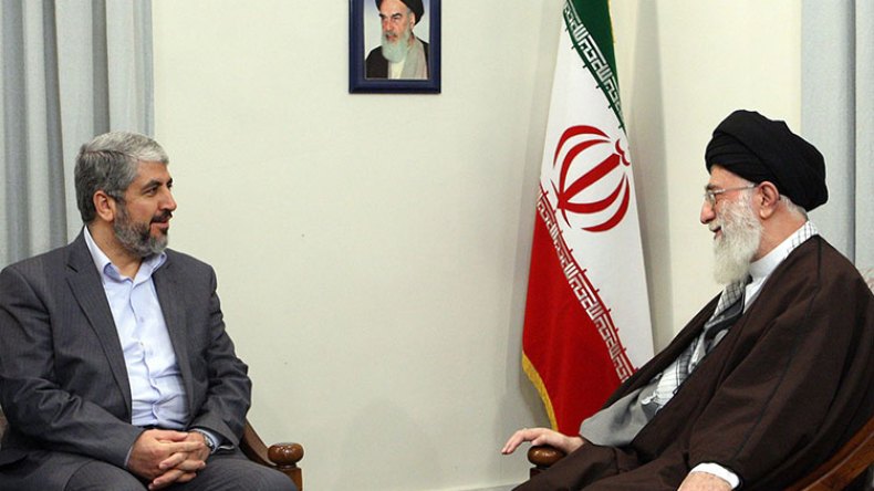 طهران تتهم حماس بإرسال 700 مقاتل إلى اليمن والحركة تنفي