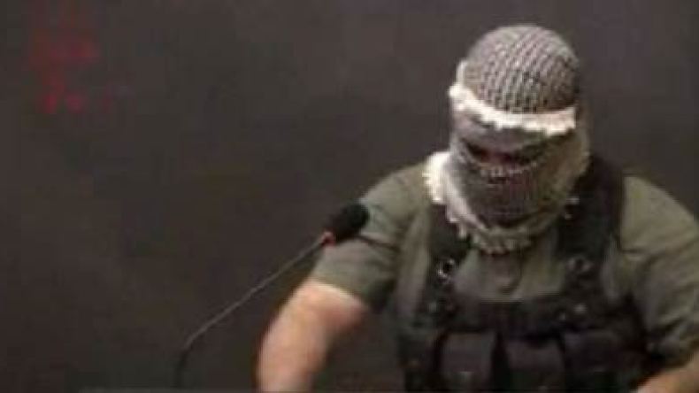 عقيد عراقي من أتباع صدام يطلب اللجوء السياسي بالجزائر  ويوجه نداء لبوتفليقة عبر الشروق