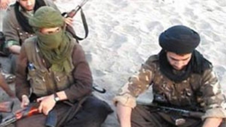 قتل الفرنسيين جاء بأمر من “الأعور” وإشراف أمير الصحراء “أبو عمار”