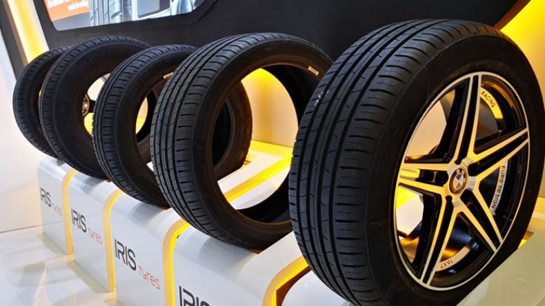 مجمع “إيريس” يصدر العجلات المطاطية إلى أمريكا