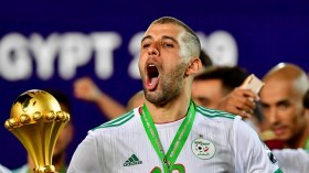 باستثناء سليماني.. غالبية لاعبي الخضر يعانون فرديا وجماعيا