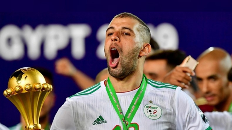 باستثناء سليماني.. غالبية لاعبي الخضر يعانون فرديا وجماعيا