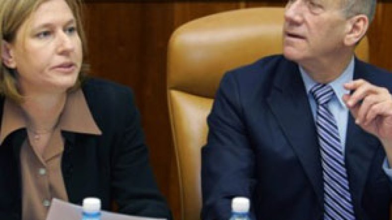 ” الحرب على غزة من ورائها مصالح شخصية لقيادات في الحكومة والجيش”