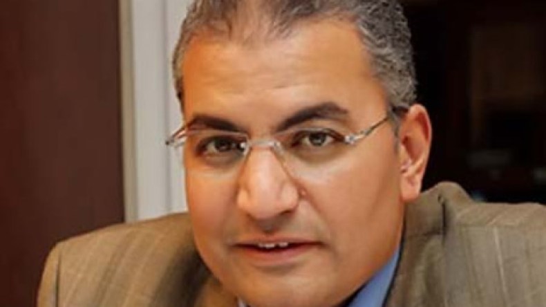 “مخابرات أجنبية تغذي الصراع الطائفي ومرسي سيكمل عهدته”