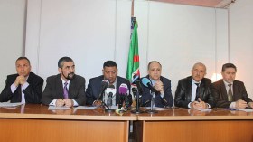 12 عضوا في هيئة التشاور يوقعون شهادة وفاة التكتل