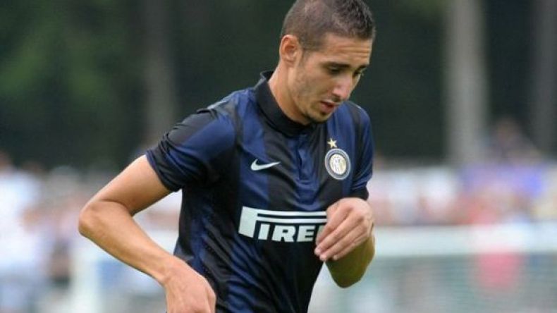 3 فرق تتسابق لضم بلفوضيل