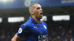 ليون يتفاوض مع ليستر سيتي لِانتداب سليماني