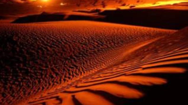 العلمانيون‮ ‬والإسلاميون‮.. ‬في‮ ‬الوعي‮ ‬الزائف‮ ‬سواء‮!‬