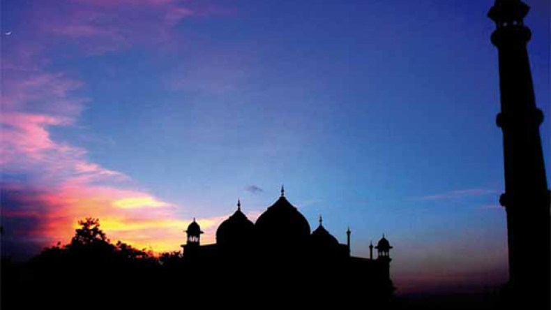 قصة وعبرة.. سبحان الله