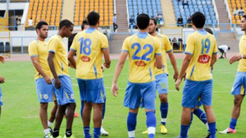 الاسماعلي يحل،السبت،بالجزائر ويتدرب في الدار البيضاء