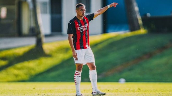 إعلامي إيطالي مُخضرم: أستبعد أن يترك بن ناصر الميلان