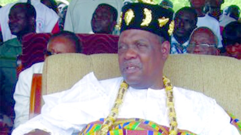 “مسرحية إفريقية” بعنوان “نعم لحياتو.. رئيسا إلى مماتو”