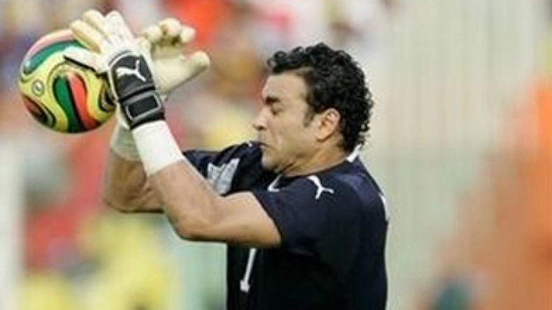 عصام الحضري يتحدث للشروق: أخشى أن ألعب مقابلة الجزائر فاقدا للتركيز