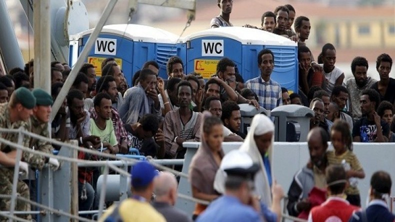 إجراءات صارمة بحق مستضيفي اللاجئين في إيطاليا