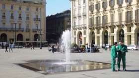 Algerian illegal immigrants in Italy collect money to build a mosque