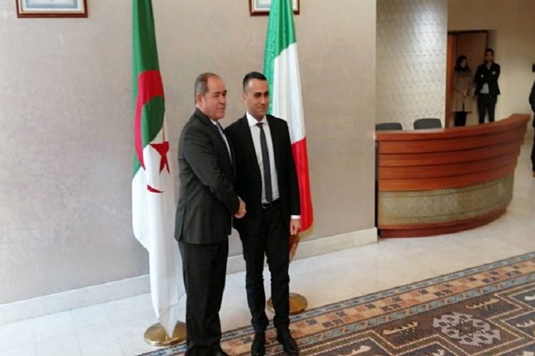 Le ministre italien des Affaires étrangères entame une visite en Algérie