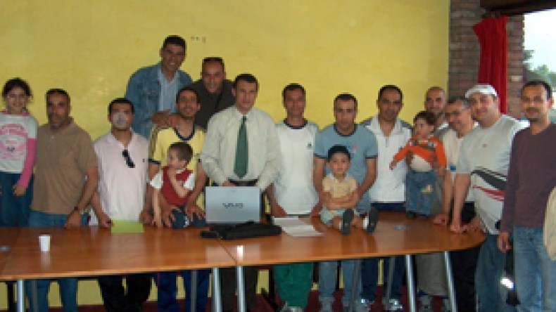 المسؤولون أهملونا واهتموا بزيدان الذي قدم كأس العالم لفرنسا!