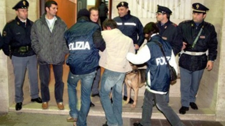 مهاجرون جزائريون تعرضوا للضرب من طرف الأمن الإيطالي