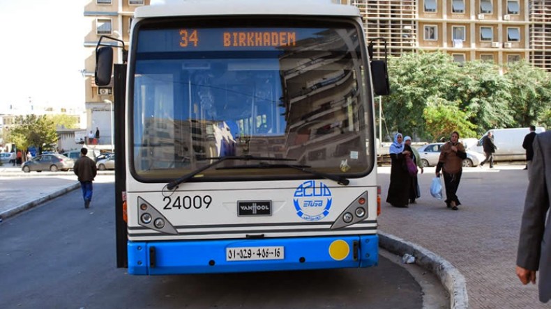 شابّ يقطع أصبع عون أمن في شركة “إيتوزا”!