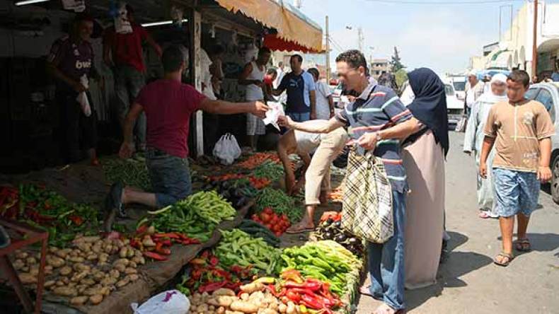 3000  دج  لملء قفة من الخضروات