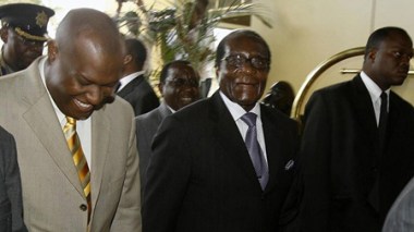 Zimbabwe sets banks deadline for handing over control