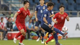 تأهّل إيران واليابان إلى نصف النهائي