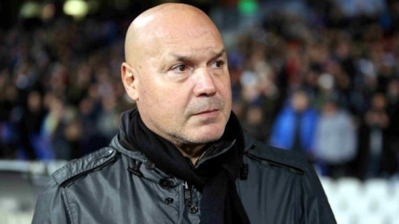 مدرب مرسيليا يعترف بأنه حاول الإنتحار بعد اغتيال إبنه