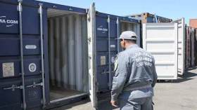 وكلاء العبور دون اعتماد وينتظرون رفع التجميد عن نشاطهم