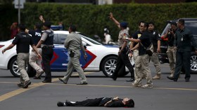 وزارة الخارجية: رعيتان جزائريتان بين ضحايا تفجير جاكارتا