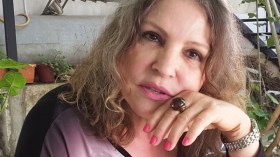 جميلة عرّاس: عائلات بعض الفنانين يقطعون حبل الوصال بيننا وبينهم