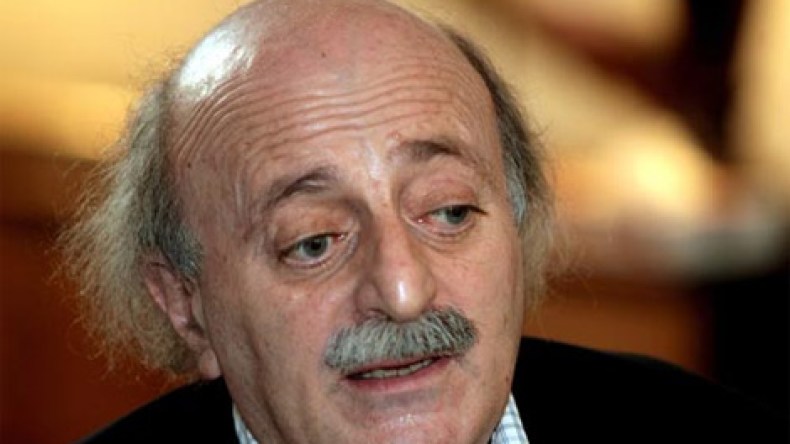 موقع جنبلاط يعزّي الرئيس التونسي في وفاة الشاذلي!