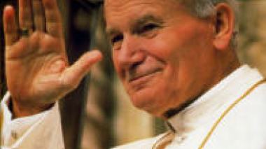 Jean Paul II Poignardé par un Prêtre